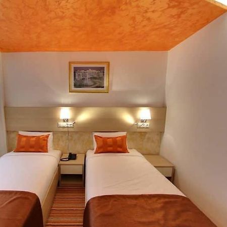 Algiers Hotel Hani מראה חיצוני תמונה